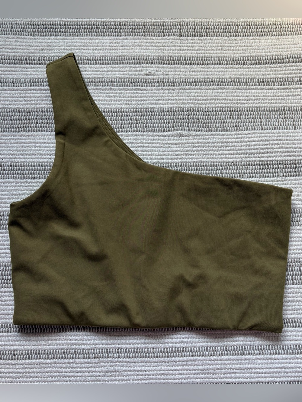 Girlfriend Collective Bianca One Shoulder Bra